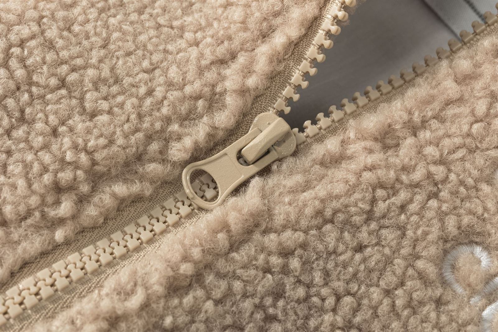 Chaqueta con capucha - Imagen 10