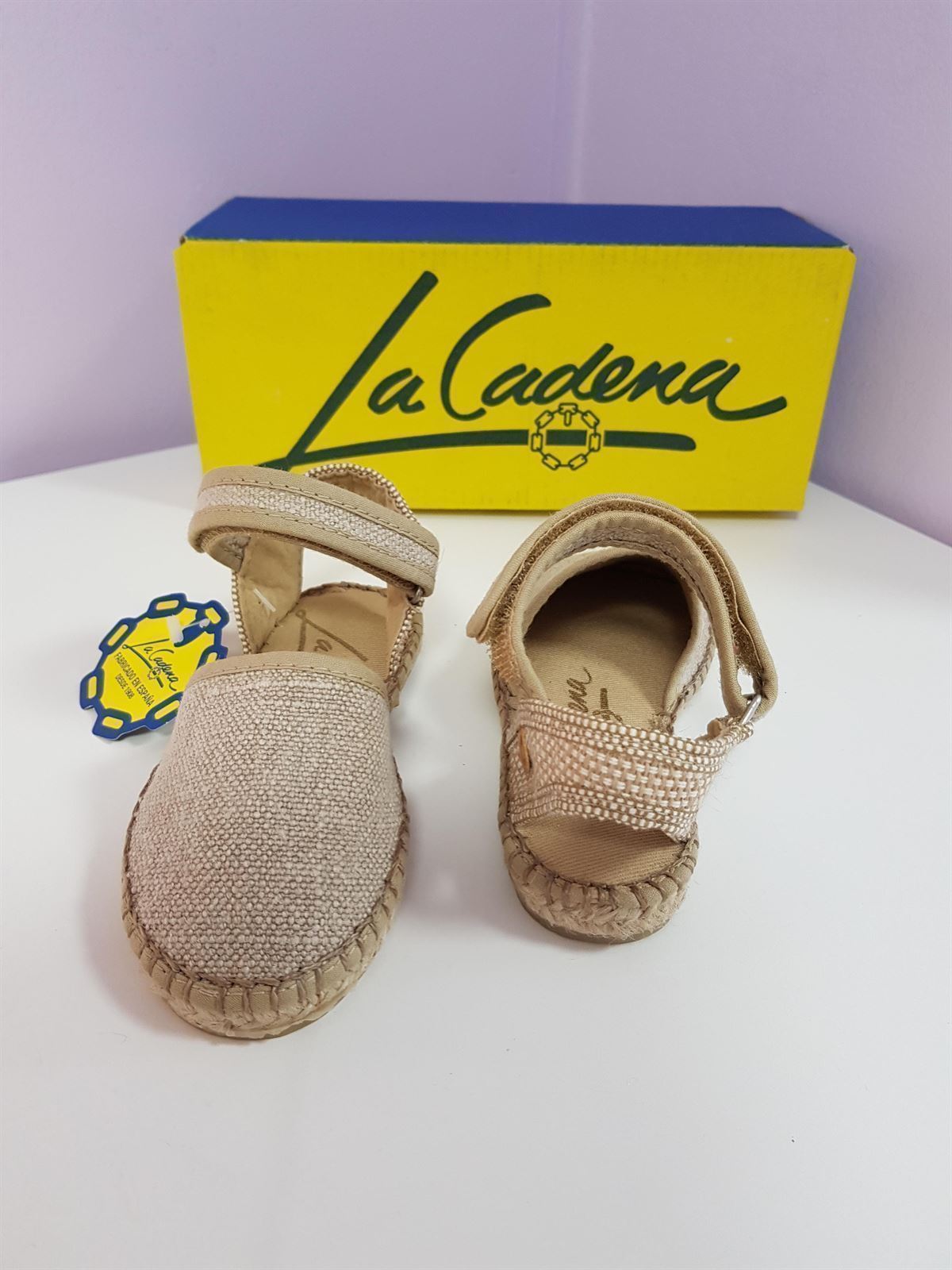 Sandalia de niña. - Imagen 3